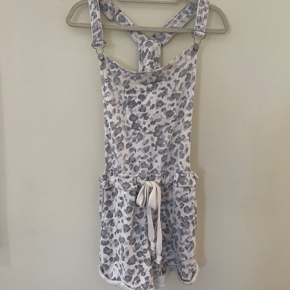 Vintage Havana Gray and White Leopard Print Romper Jumpsuit